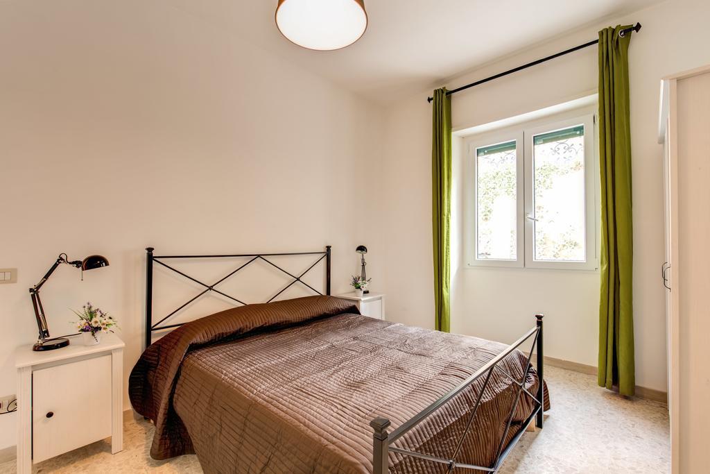 Daisy Guest House Colosseo Roma Habitación foto